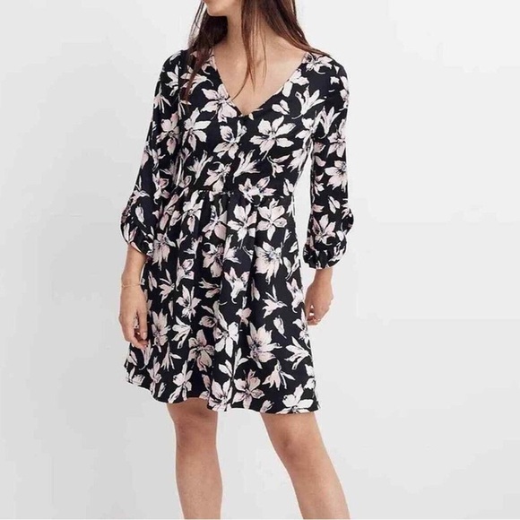 STRIKING | Fit and Flare V Neck Long Puff Sleeves Midi Floral Dress - Picture 1 of 10